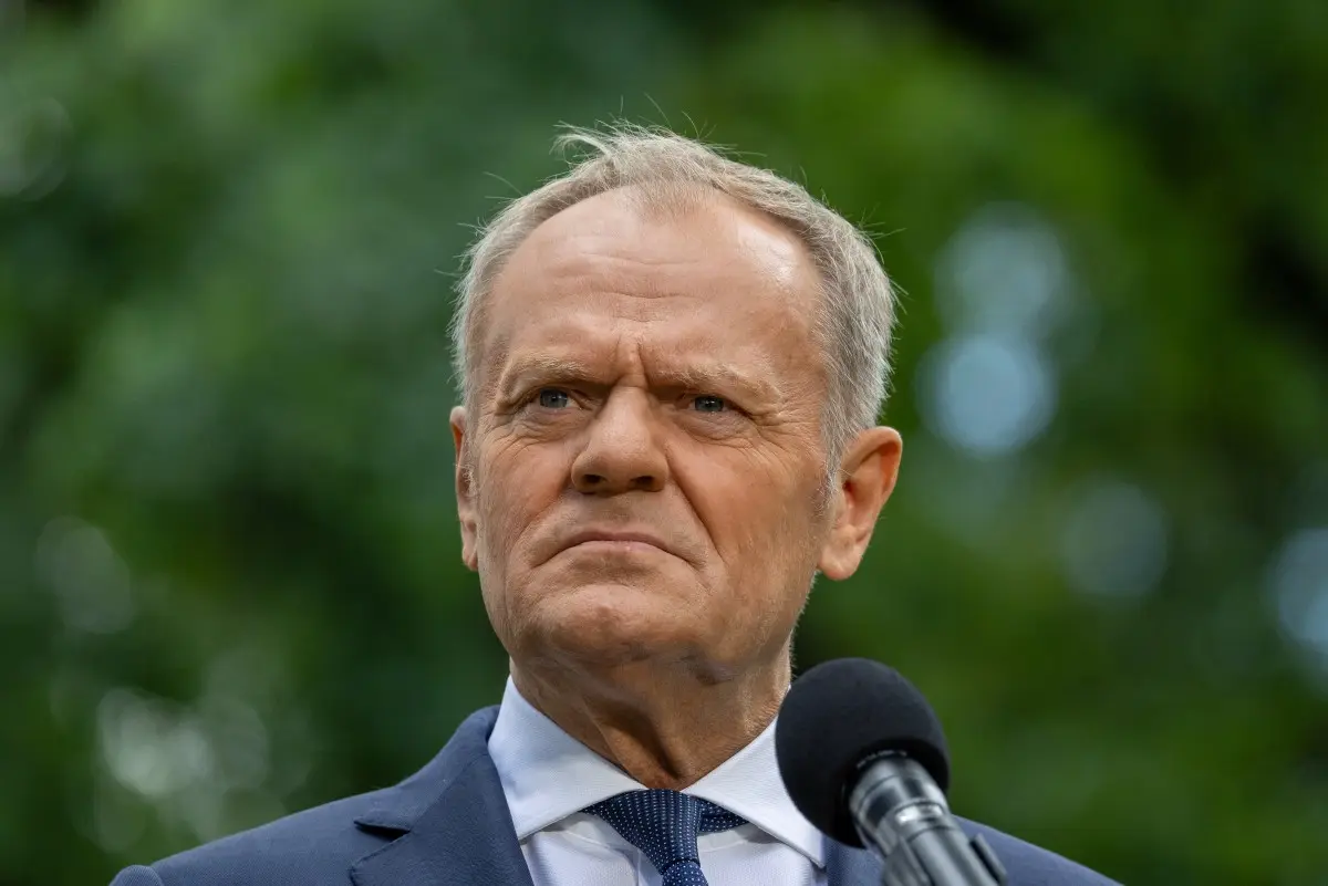 Assassination attempt on Polish PM, defence minister? Security services hold emergency meeting after police flags possible attack