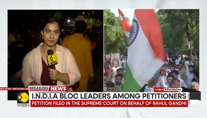 Anti-SIR protest in Mumbai: Protestors wear black masks & ribbons in Mumbai 