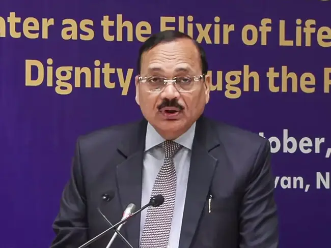 CJI cites separation of powers doctrine in declining meeting with Rahul Gandhi over CEC's removal CJI cites separation of powers doctrine in declining meeting with Rahul Gandhi over CEC's removal