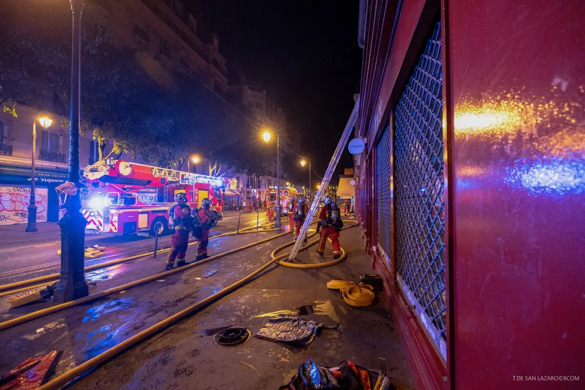 Massive fire destroys Paris's oldest covered food market; authorities investigating cause
