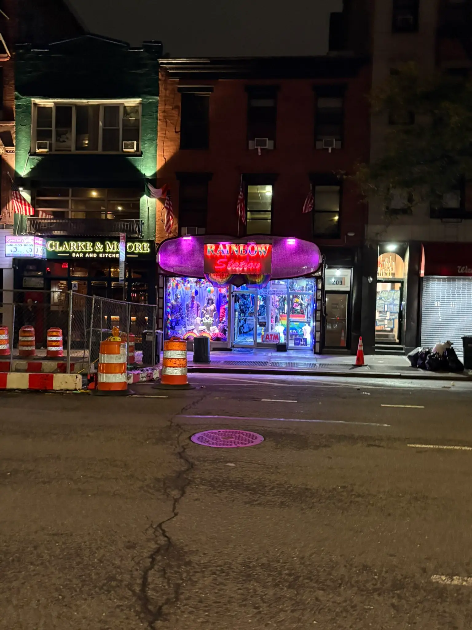 60-year-old man beaten to death outside adult store in US' Chelsea, suspect charged with murder