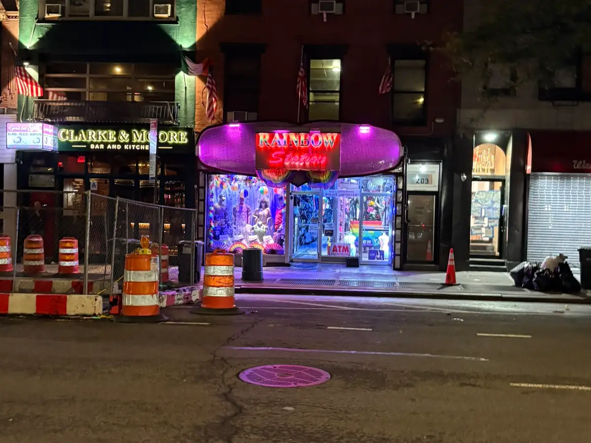 60-year-old man beaten to death outside adult store in US' Chelsea ...