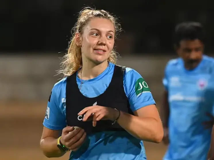 Mumbai Indians sign Tara Norris in trade deal with UP Warriorz ahead of WPL 2027 Mumbai Indians sign Tara Norris in trade deal with UP Warriorz ahead of WPL 2027