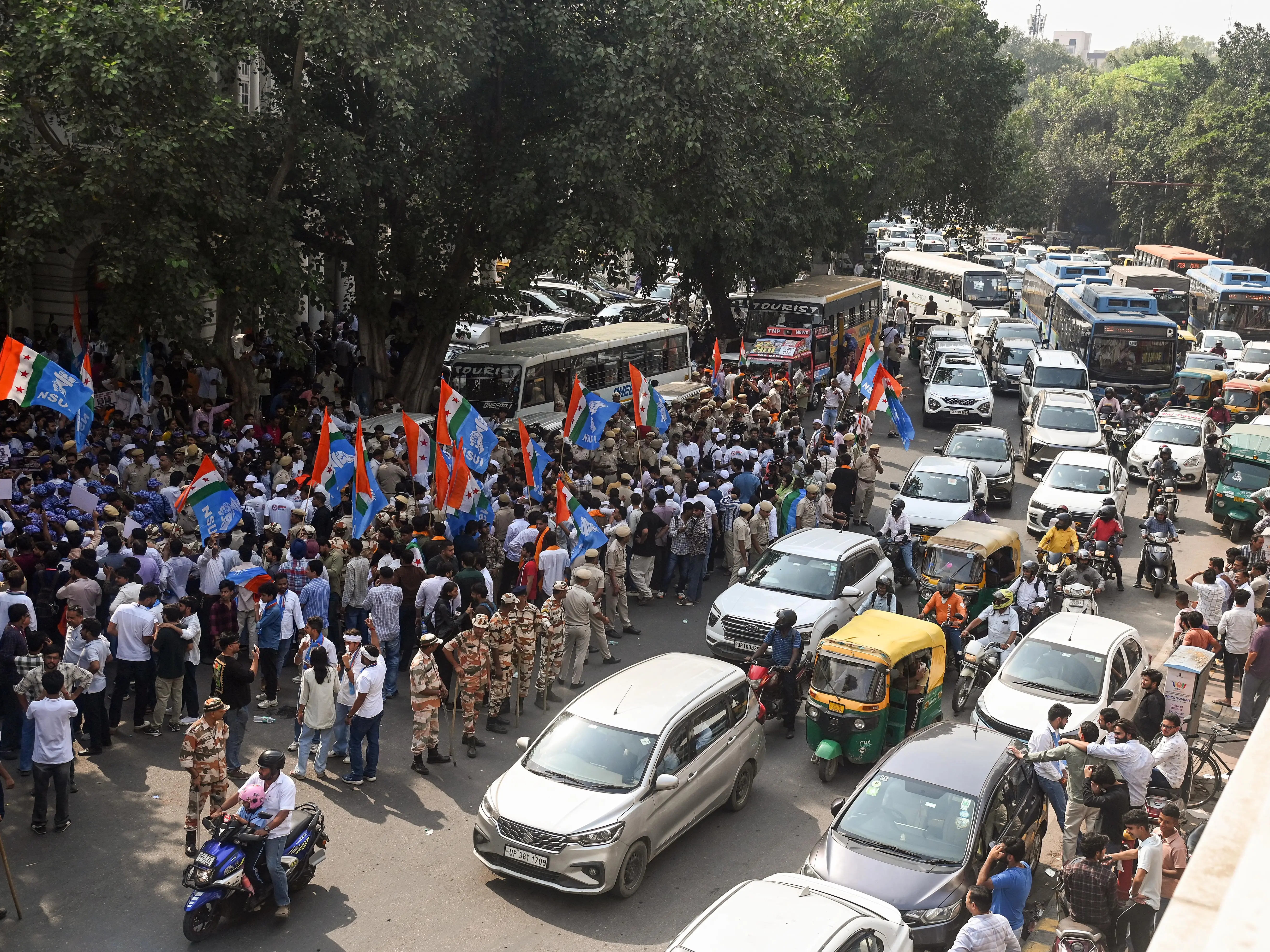 Delhi Traffic Police warns of diversions across key roads on Oct 13: Check here Delhi Traffic Police warns of diversions across key roads on Oct 13: Check here