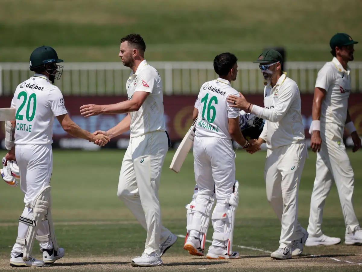 SA vs AUS: Hazlewood, Renshaw star as Australia hand Bavuma first defeat as Test captain in Durban SA vs AUS: Hazlewood, Renshaw star as Australia hand Bavuma first defeat as Test captain in Durban