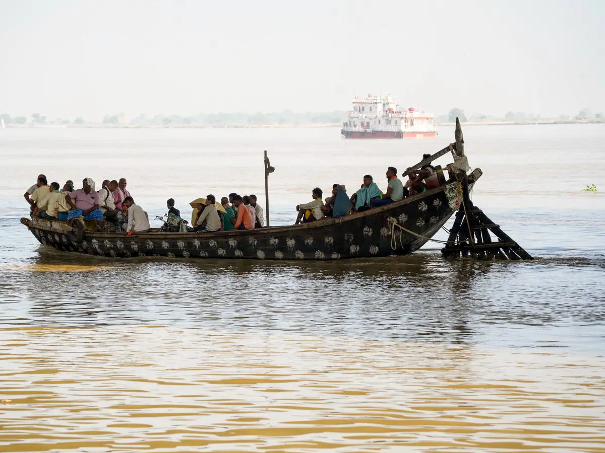 At least eight feared dead as boat carrying 20 capsizes in Ganga in Bihar