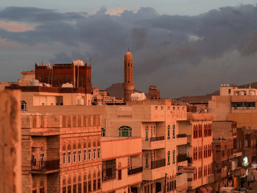 Saudi Arabia strikes Yemen oil sites as Houthi missiles target Riyadh; 'limited fire' breaks out at Aramco Saudi Arabia strikes Yemen oil sites as Houthi missiles target Riyadh; 'limited fire' breaks out at Aramco