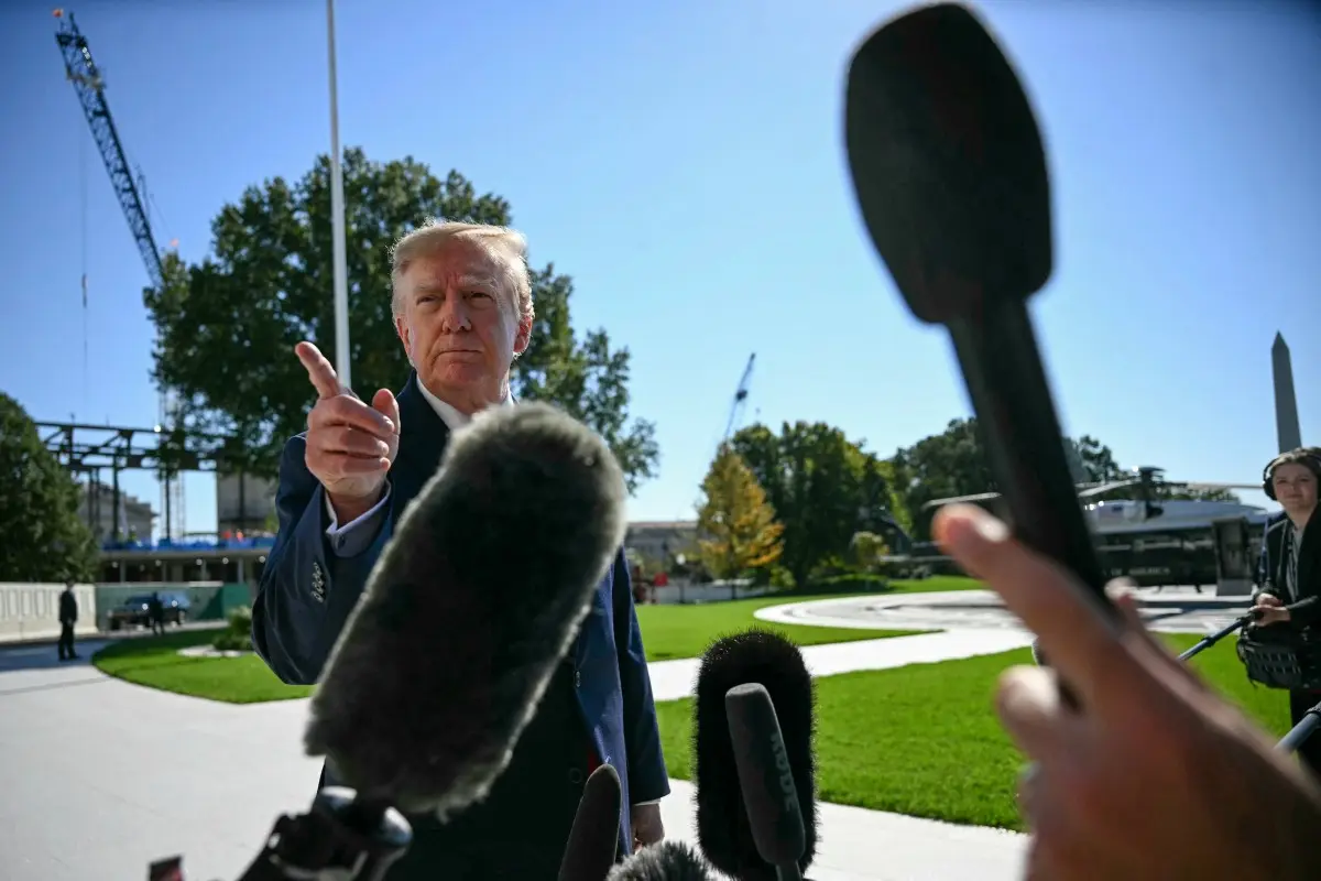 Judge indefinitely blocks Trump from banning CNN, MS NOW, Politico from White House