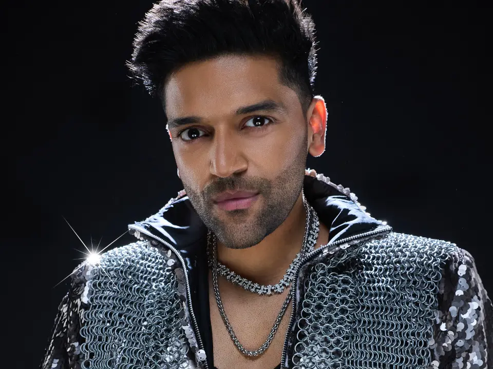 The Sirra Era: Guru Randhawa announces Delhi concert after three-year live touring hiatus The Sirra Era: Guru Randhawa announces Delhi concert after three-year live touring hiatus