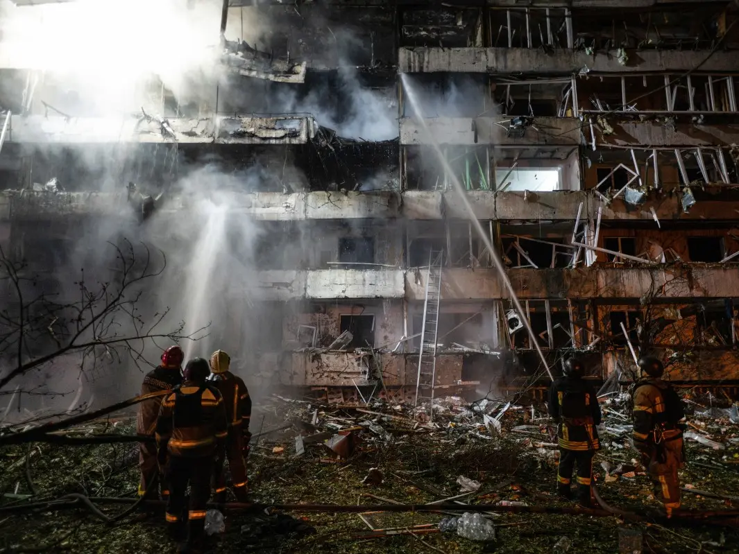 Ukraine accuses US, Starlink of aiding Russia as strikes hit Kyiv, disrupt power supply Ukraine accuses US, Starlink of aiding Russia as strikes hit Kyiv, disrupt power supply
