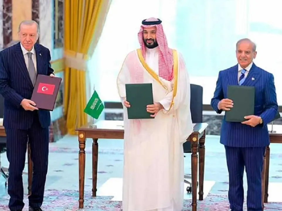 A Mecca defence pact that leaves more questions than answers A Mecca defence pact that leaves more questions than answers