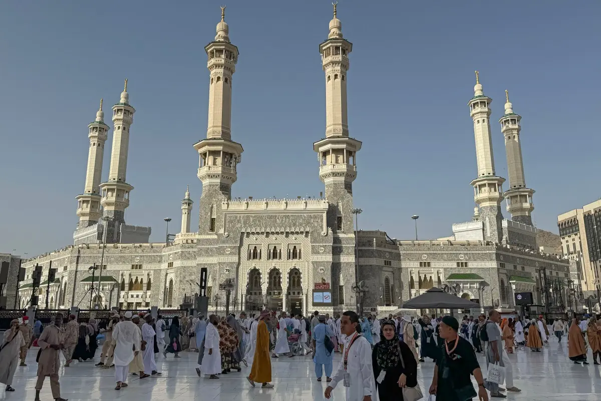 Saudi Arabia executes two Bangladeshi nationals over ‘immoral acts’ inside Mecca mosque