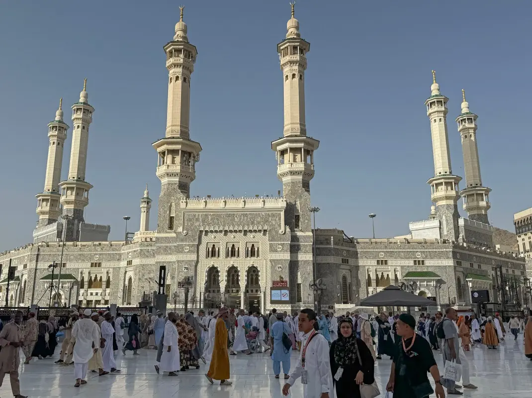 Saudi Arabia executes two Bangladeshi nationals over ‘immoral acts’ inside Mecca mosque Saudi Arabia executes two Bangladeshi nationals over ‘immoral acts’ inside Mecca mosque