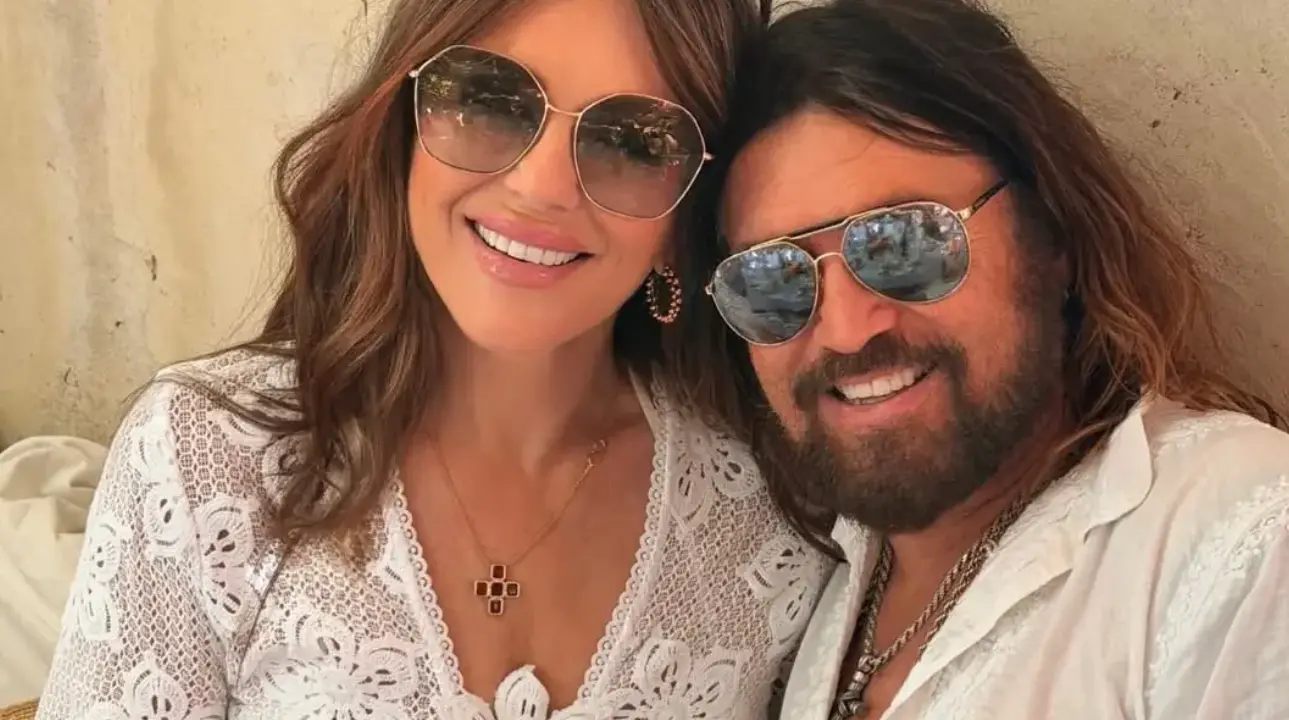 No more achy breaky heart? Billy Ray Cyrus gets engaged to Elizabeth Hurley, reports