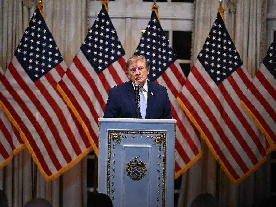 US Midterms: Trump doubles down on $5,000 dividend as economists call it a 'half-baked political scheme'. Can a Republican win guarantee it?
