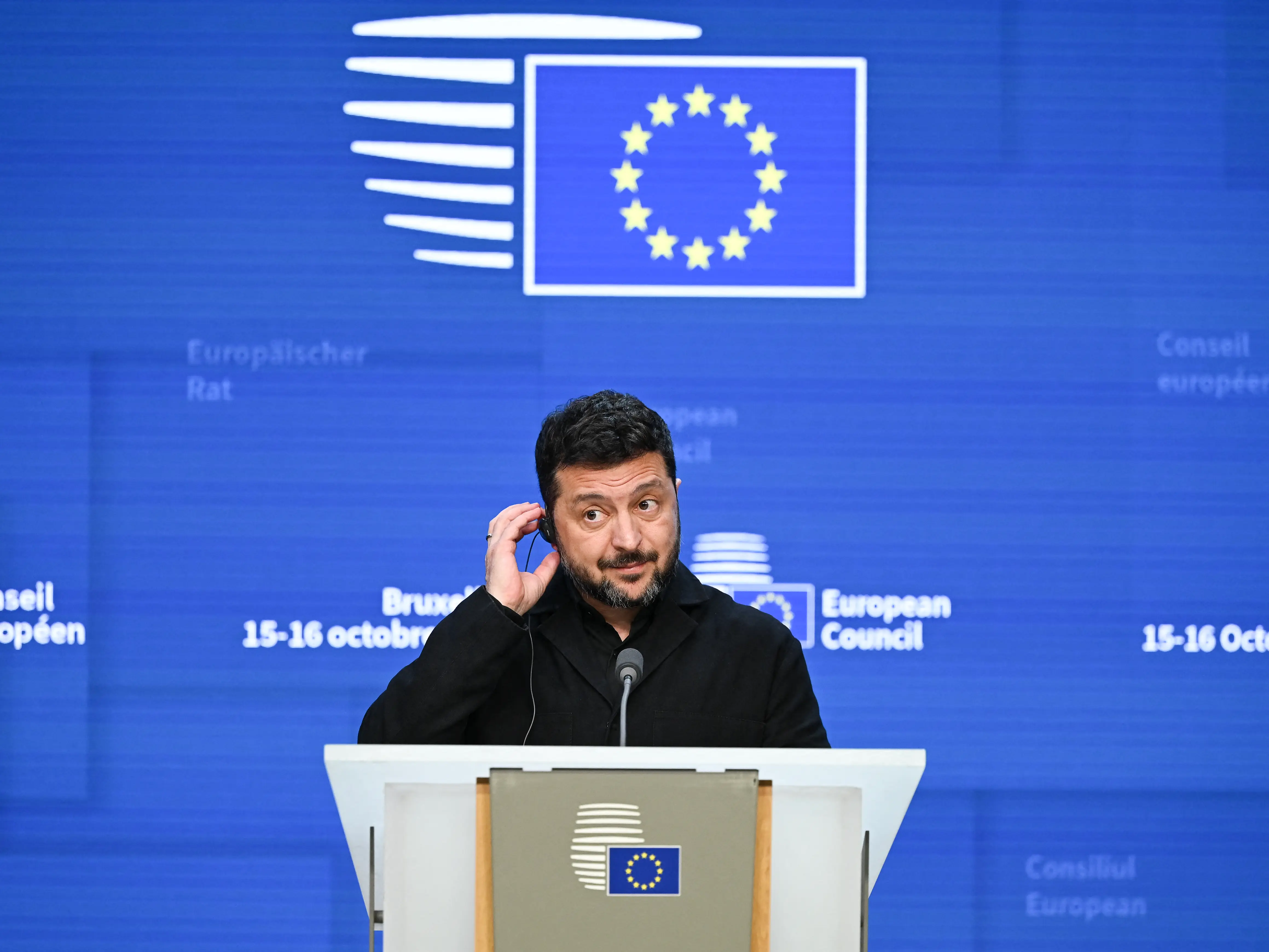 WATCH | Zelensky gives cheeky response when asked if Trump is making him a scapegoat ahead of US midterms WATCH | Zelensky gives cheeky response when asked if Trump is making him a scapegoat ahead of US midterms