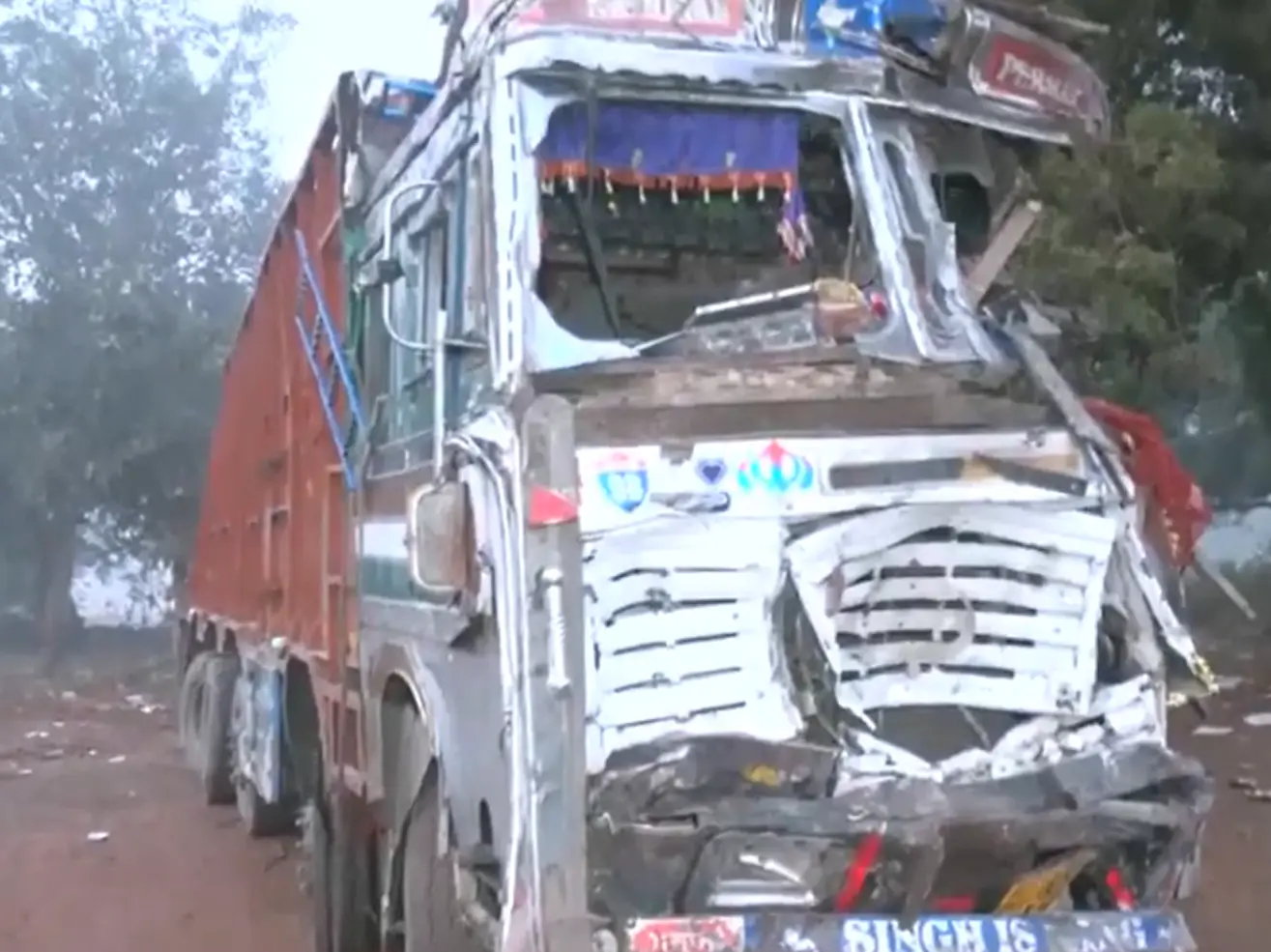 13 dead after truck mows down devotees, crashes into temple gate in Madhya Pradesh's Gwalior 13 dead after truck mows down devotees, crashes into temple gate in Madhya Pradesh's Gwalior