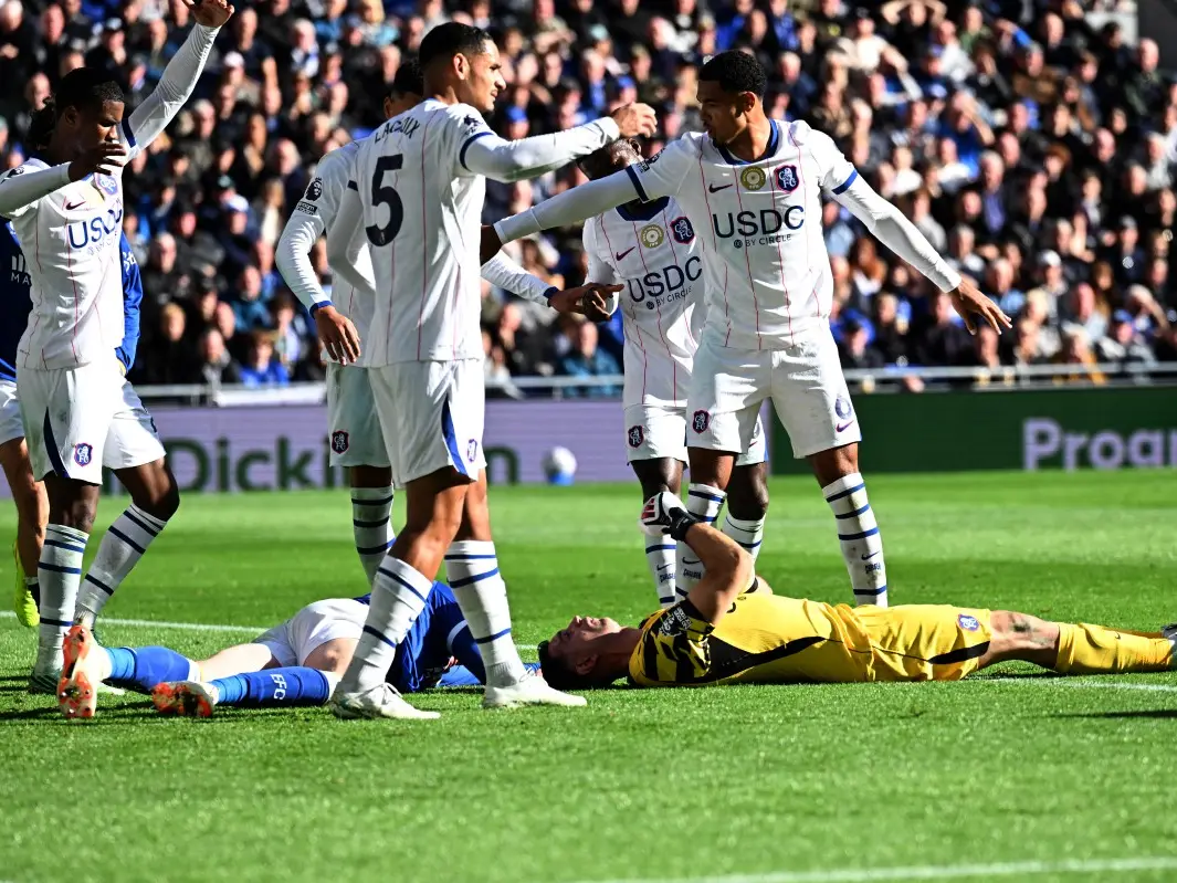 ‘Be back in few weeks’: Emi Martinez shares first update after head clash in Premier League match ‘Be back in few weeks’: Emi Martinez shares first update after head clash in Premier League match