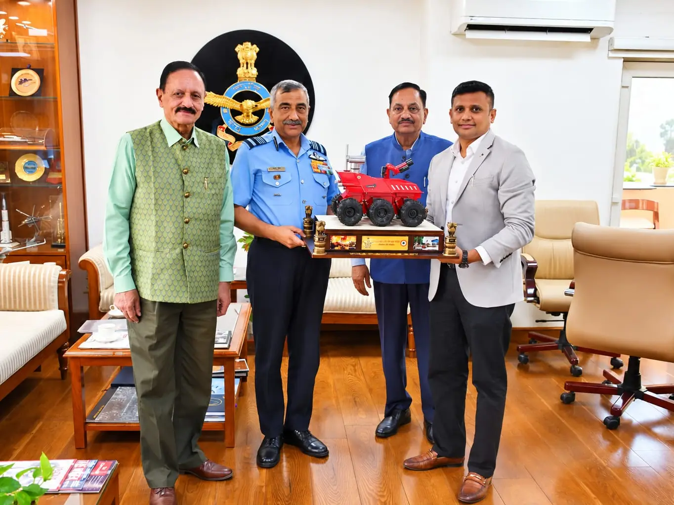 Indian Air Force turns to homegrown firefighting robot developed under iDEX programme Indian Air Force turns to homegrown firefighting robot developed under iDEX programme