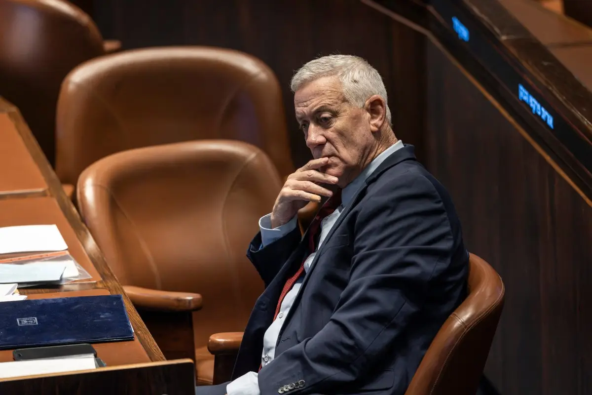 Netanyahu rival Benny Gantz quits Israel election race, vows to push for unity government