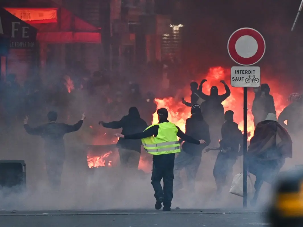 Far-left parties, global networks among 54 groups linked to France protests, only 16 are youth outfits: Report Far-left parties, global networks among 54 groups linked to France protests, only 16 are youth outfits: Report
