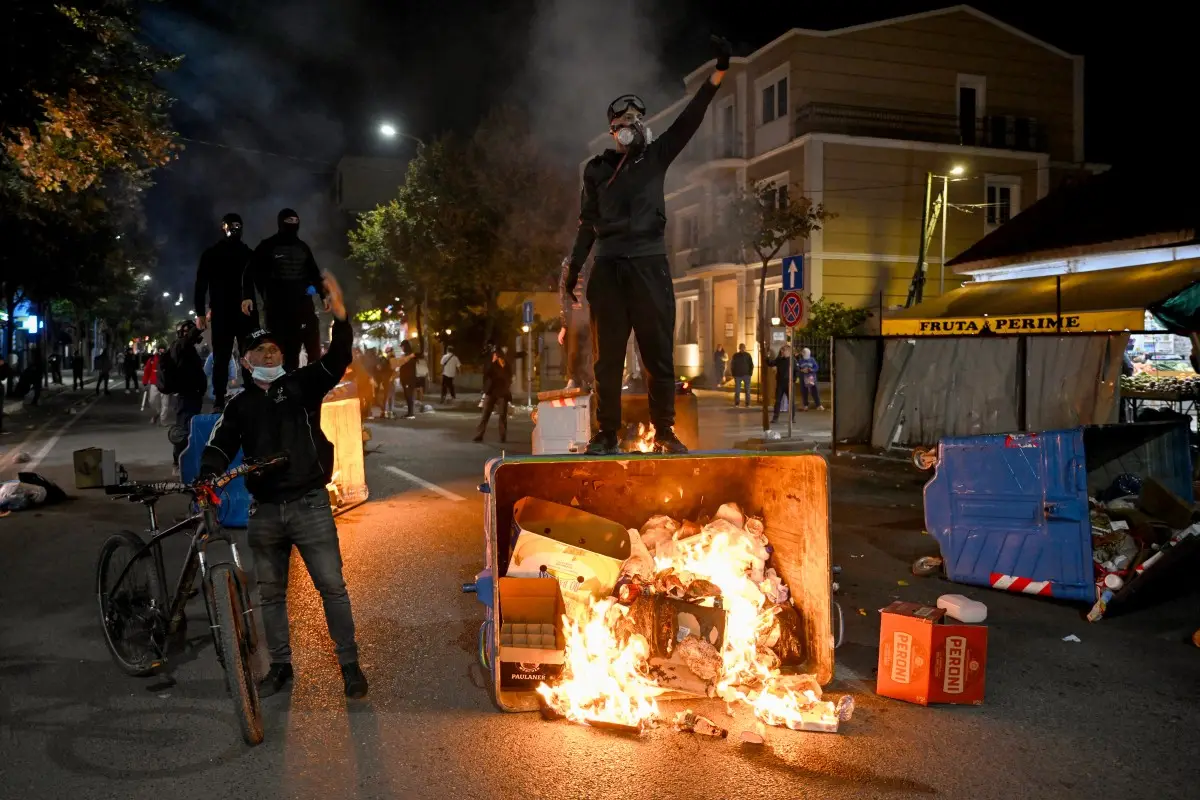 Albania: Tirana protests escalate as police station set ablaze, 300 injured