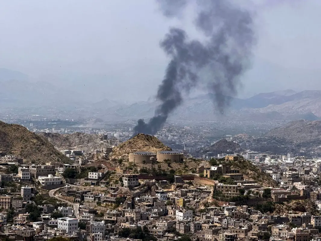 US orders embassy staff, families to leave Saudi Arabia amid Houthi attacks: Report US orders embassy staff, families to leave Saudi Arabia amid Houthi attacks: Report