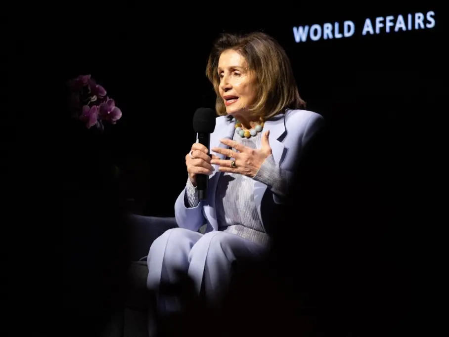 'Thinking of You...': Nancy Pelosi becomes the latest target of suspicious white powder letters 'Thinking of You...': Nancy Pelosi becomes the latest target of suspicious white powder letters