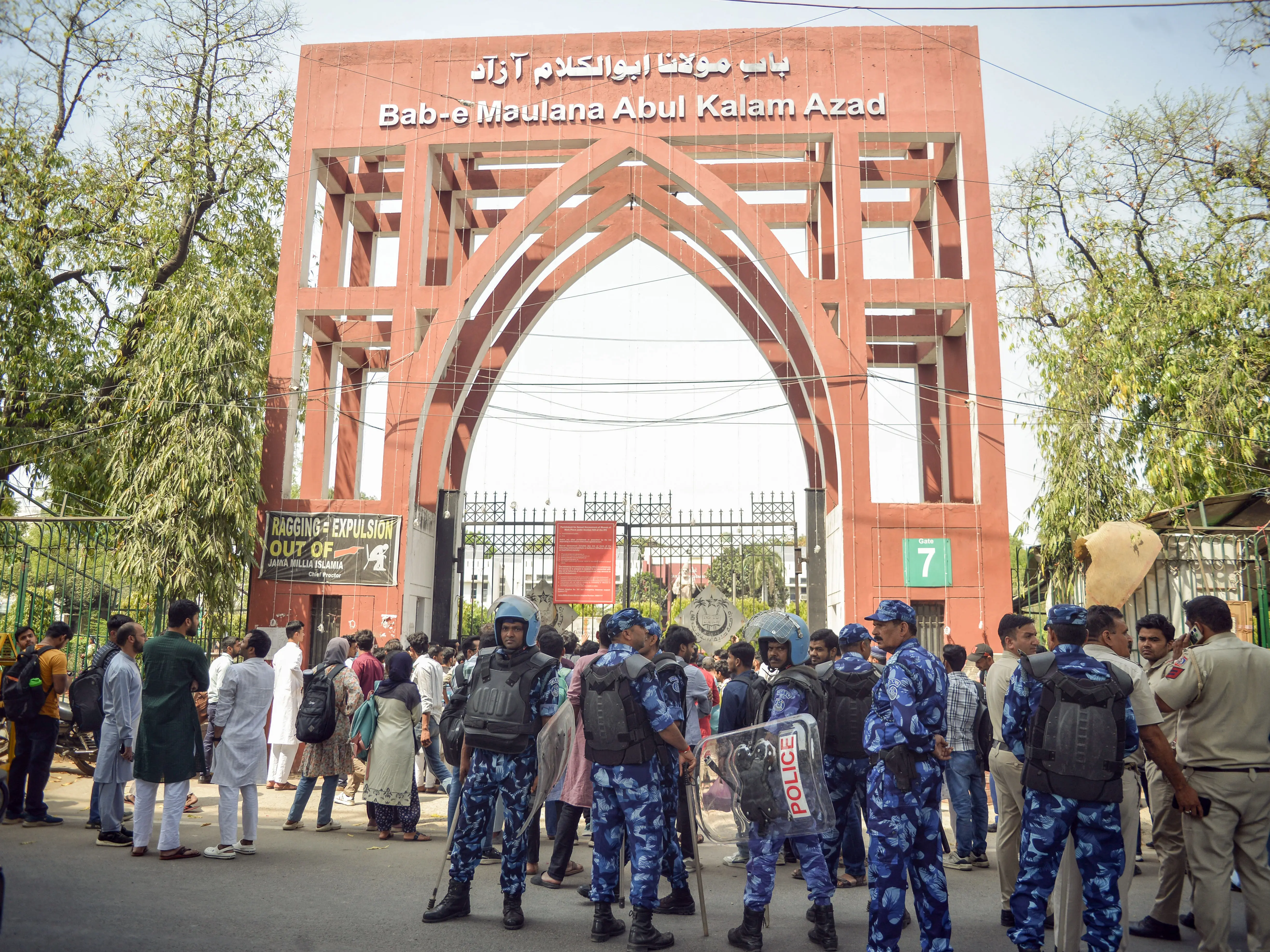 Jamia Millia Islamia shifts all classes online as student protest enters 13th day Jamia Millia Islamia shifts all classes online as student protest enters 13th day