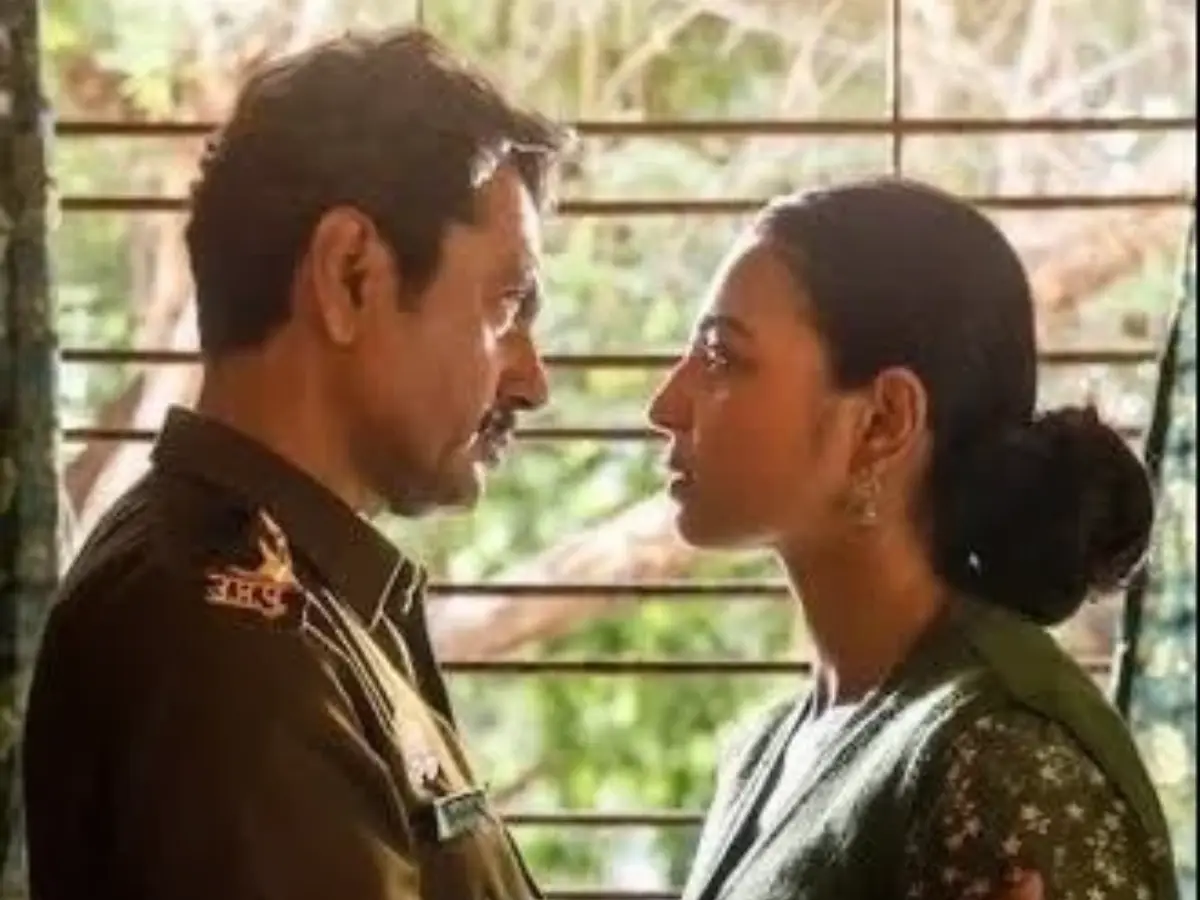 Raat Akeli Hai