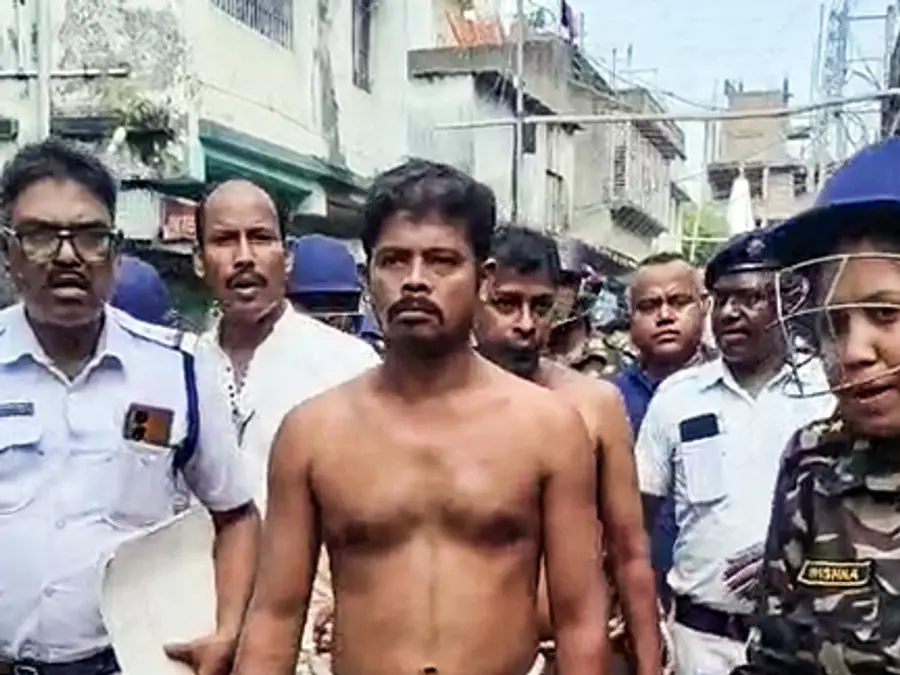 Kolkata Police parade accused shirtless during Behala assault case reconstruction