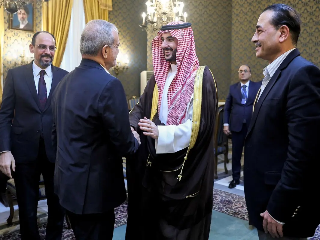 Houthis claim missile strikes on Saudi defence ministry, Ras Tanura refinery Houthis claim missile strikes on Saudi defence ministry, Ras Tanura refinery
