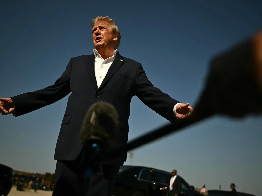 Trump mocks Mexican president on midterm campaign trail, dangles $1 million reward | Gravitas Trump mocks Mexican president on midterm campaign trail, dangles $1 million reward | Gravitas