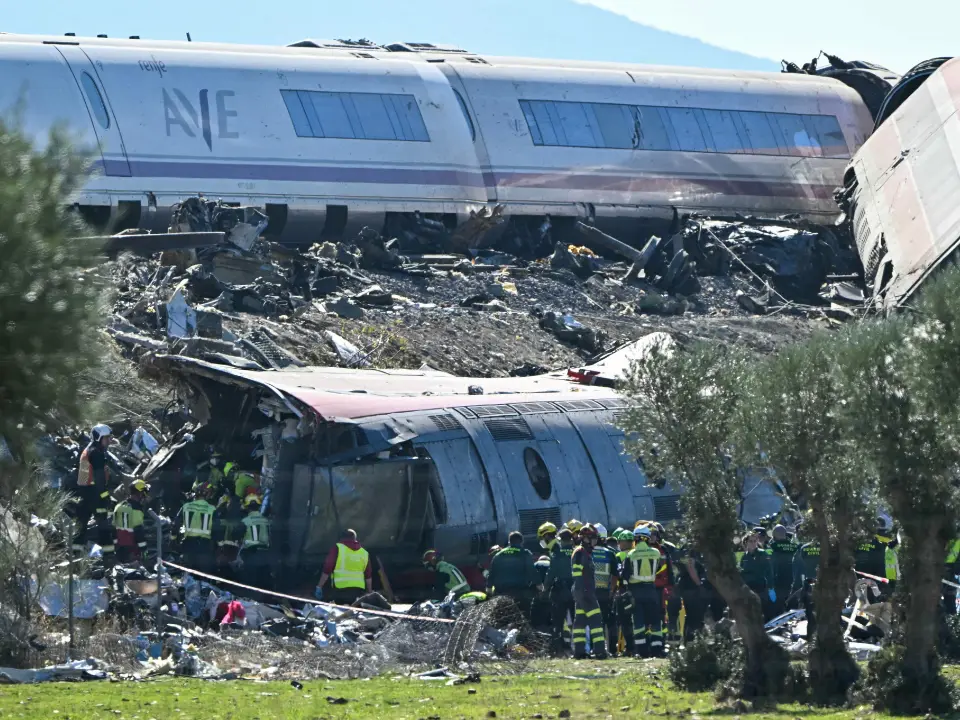 Spain train crash: 68 dead, human error suspected, three days of mourning declared - What we know Spain train crash: 68 dead, human error suspected, three days of mourning declared - What we know