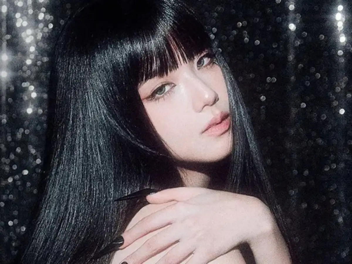 BLACKPINK's Jisoo releases solo track Addicted; Fans praise her vocal range and new musical side BLACKPINK's Jisoo releases solo track Addicted; Fans praise her vocal range and new musical side