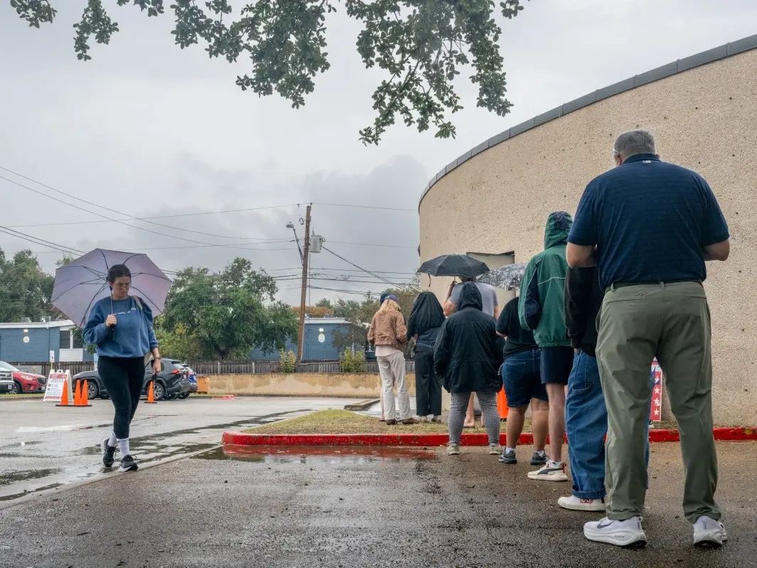 US midterms: Early voting crosses record 47.9 million, Democrats lead Republicans US midterms: Early voting crosses record 47.9 million, Democrats lead Republicans